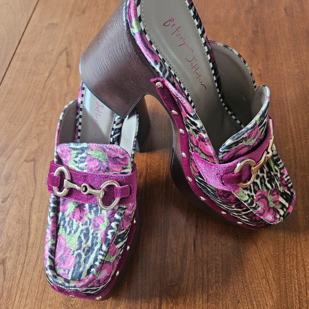 New in box.  Betsy Johnson Platform Shoes 9.5